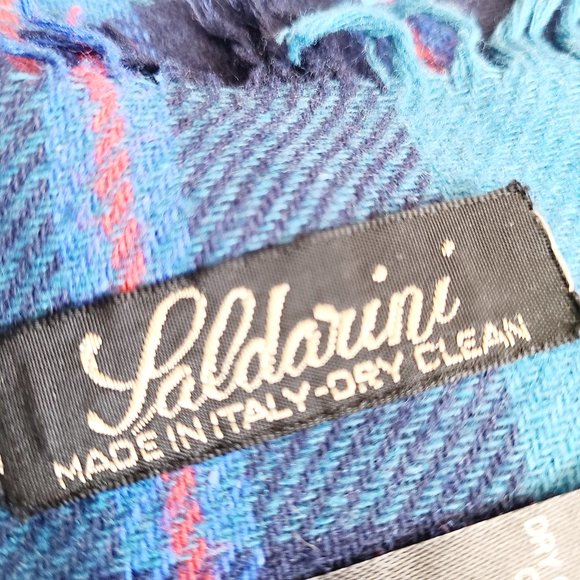 Saldarini lambswool cashmere throw. - Picture 6 of 8